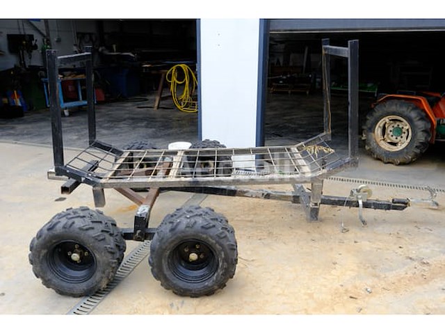 Houten aanhangwagen - afbeelding 1 van  8