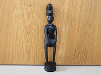 Houten afrikaans beeldje