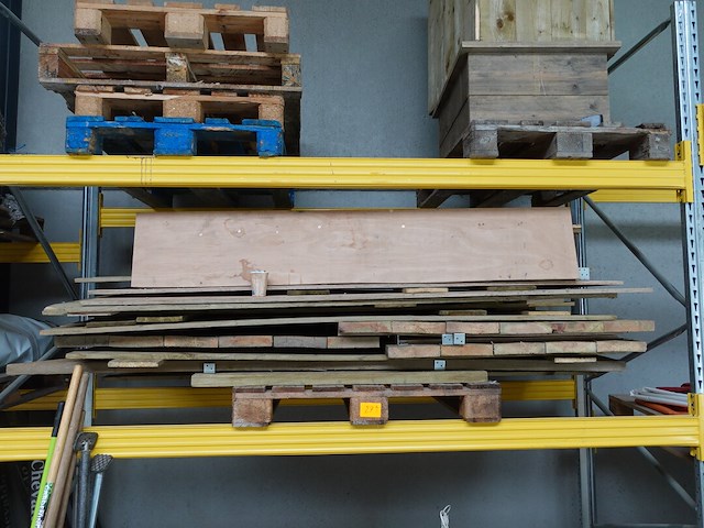 Houten afscheiding - afbeelding 2 van  4