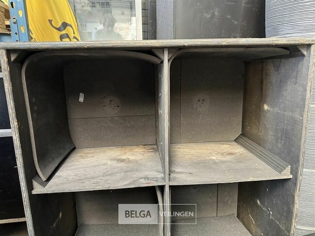 Houten bak l88 cm - afbeelding 2 van  2