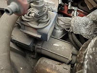 Houten bak met diversen - afbeelding 1 van  4