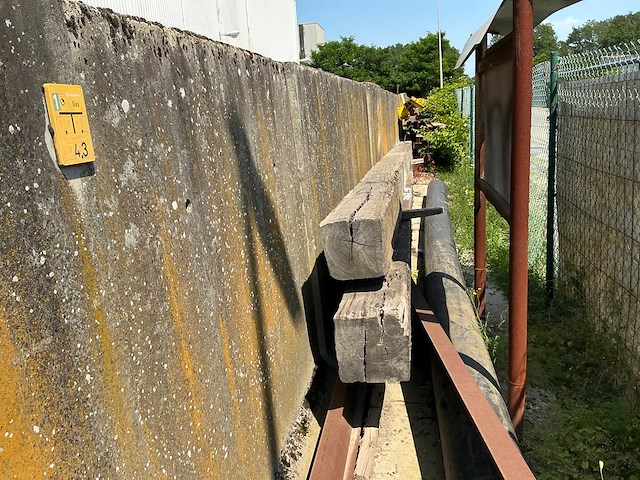 Houten balk (7x) - afbeelding 3 van  9