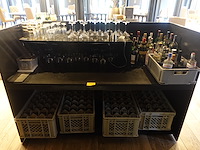 Houten barmeubel + inhoud - afbeelding 1 van  8