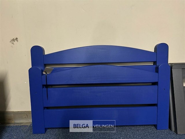 Houten bed - afbeelding 1 van  4