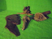 Houten beelden - afbeelding 1 van  3