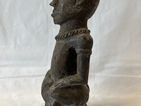 Houten beeldje kleermakerszit - afbeelding 4 van  4