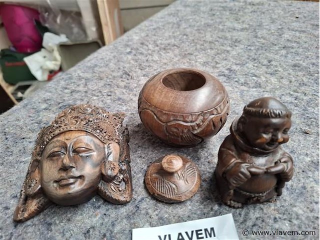 Houten beeldje - afbeelding 2 van  2