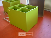 Houten bibliotheekbox met 4 vakken - afbeelding 1 van  4