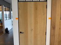 Houten binnendeur met smeedijzeren kader - afbeelding 1 van  2