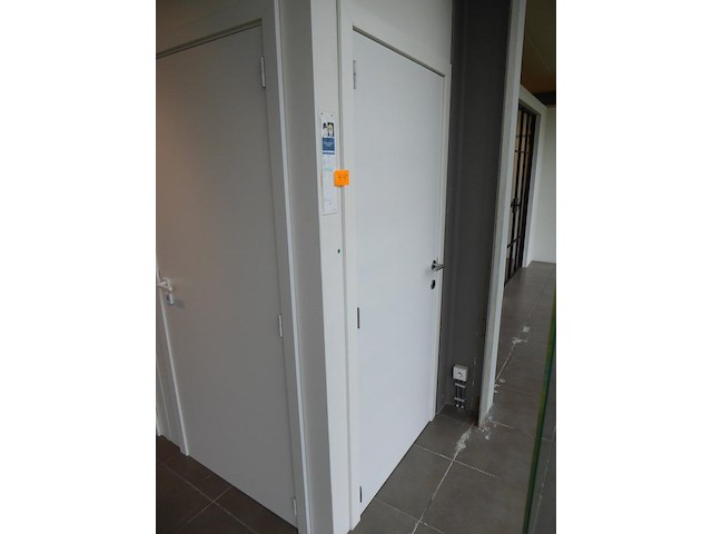 Houten binnendeur - afbeelding 1 van  2