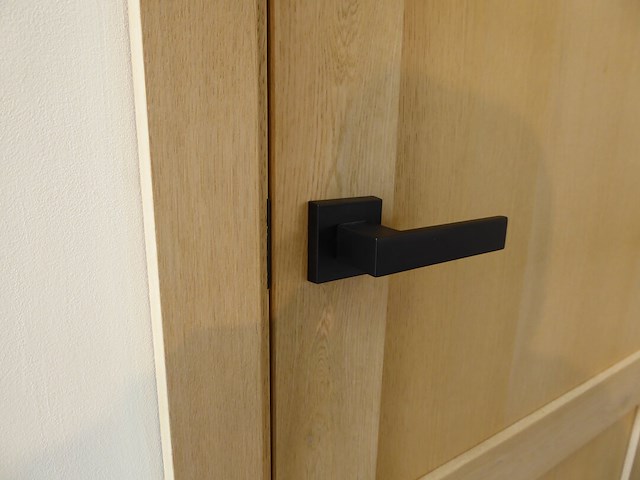 Houten binnendeur - afbeelding 2 van  2