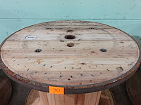 Houten bobijn - afbeelding 2 van  2