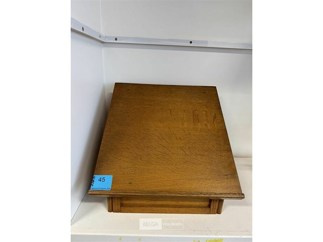 Houten boekenstandaard - afbeelding 1 van  3