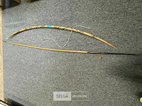 Houten boog en speer - afbeelding 1 van  4