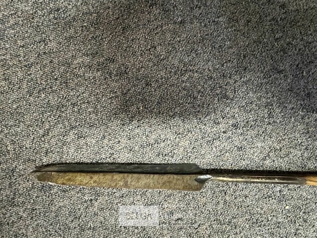 Houten boog en speer - afbeelding 4 van  4