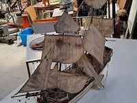 Houten bootje - afbeelding 2 van  2