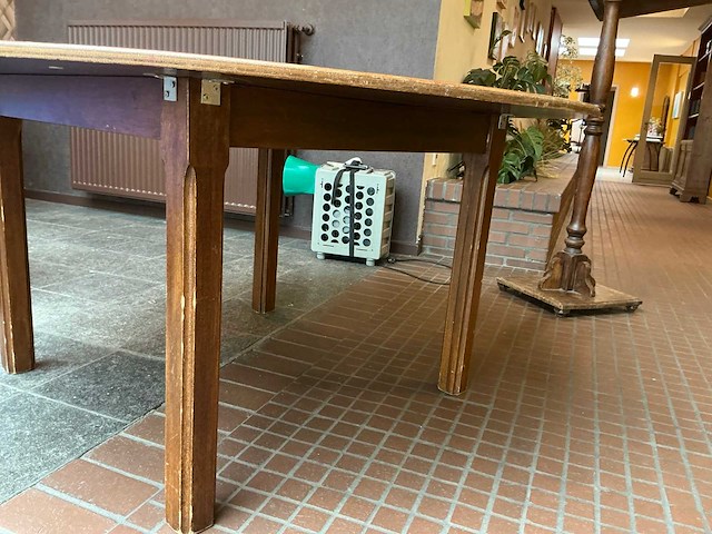 Houten brasserietafel (2x) - afbeelding 4 van  4