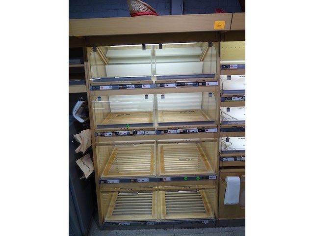 Houten broodwandmeubel - afbeelding 2 van  5