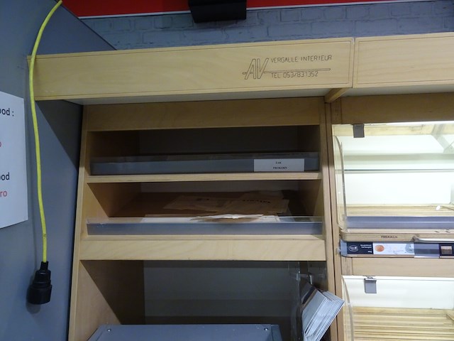 Houten broodwandmeubel - afbeelding 3 van  5