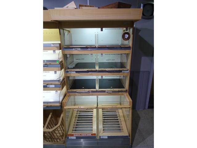 Houten broodwandmeubel - afbeelding 5 van  5