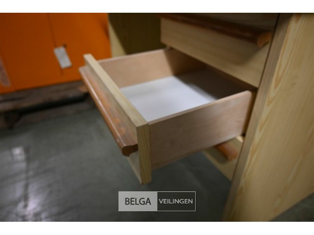 Houten bureau + stoel - afbeelding 3 van  4