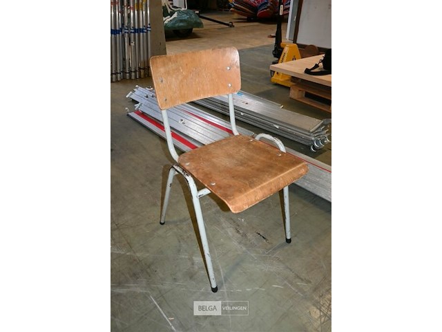 Houten bureau + stoel - afbeelding 4 van  4