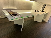 Houten bureau - afbeelding 1 van  3