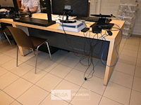 Houten bureau - afbeelding 1 van  6