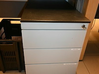 Houten bureau - afbeelding 4 van  6