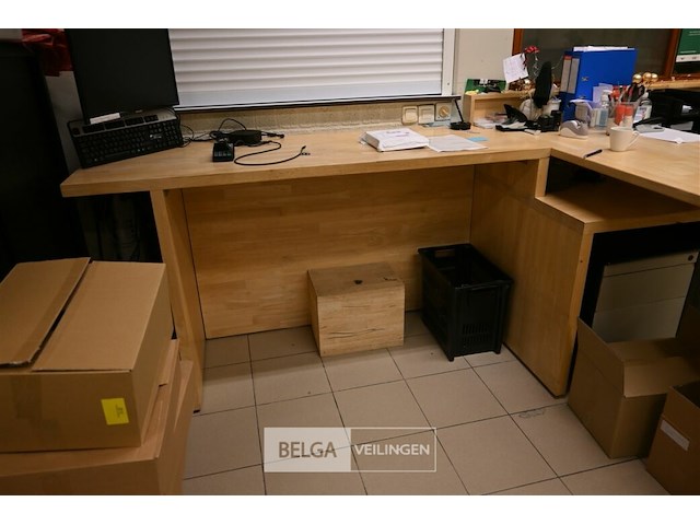 Houten bureau - afbeelding 7 van  9