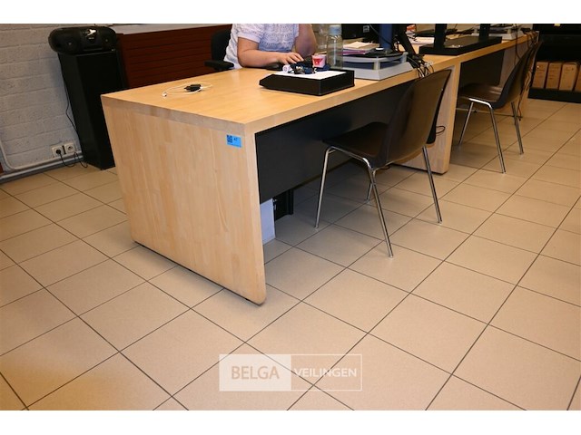 Houten bureau - afbeelding 3 van  6