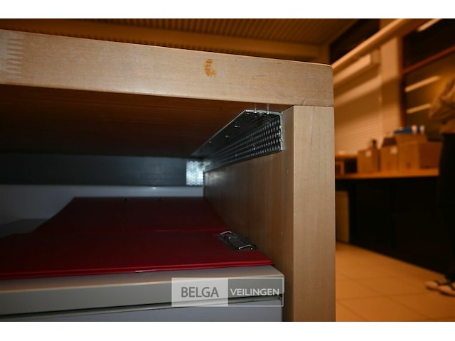 Houten bureau - afbeelding 5 van  6