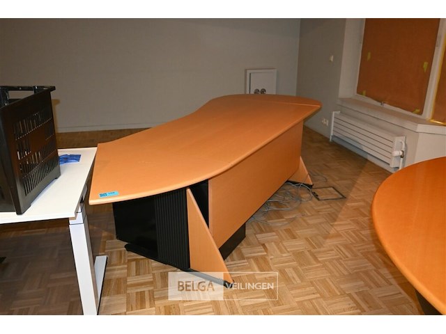 Houten bureau - afbeelding 1 van  5
