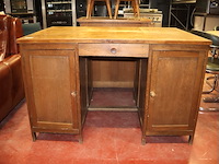 Houten bureau - afbeelding 1 van  5