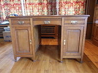 Houten bureaumeubel - afbeelding 1 van  3