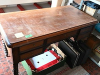 Houten bureel - afbeelding 1 van  2