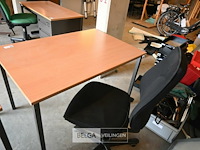Houten bureeltafel - afbeelding 2 van  2