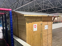 Houten chalet - afbeelding 2 van  3
