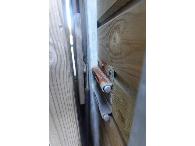 Houten chalet - afbeelding 4 van  6