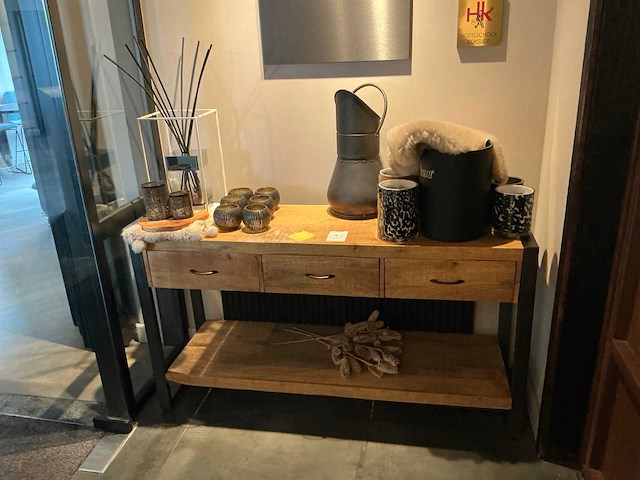 Houten commode - afbeelding 1 van  3