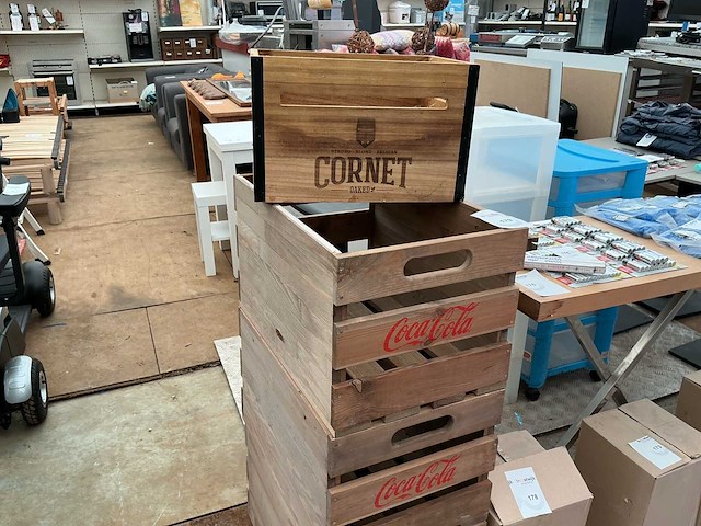 Houten decoratie dranken stapelbakken - afbeelding 1 van  2