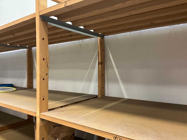 Houten demonteerbaar magazijnrek - afbeelding 2 van  2