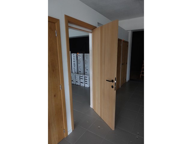 Houten deur showroom model - afbeelding 2 van  2