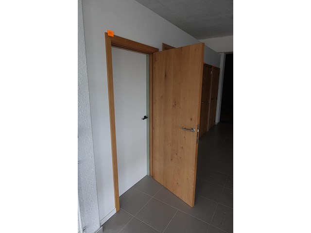 Houten deur showroom model - afbeelding 2 van  2