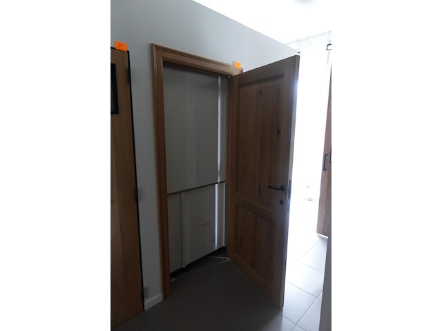 Houten deur showroom model - afbeelding 2 van  2