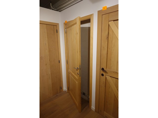 Houten deur showroom model - afbeelding 2 van  2