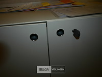 Houten dossierkast met 6 deuren - afbeelding 3 van  5