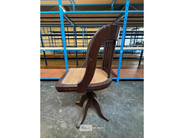 Houten draaistoel - afbeelding 2 van  2