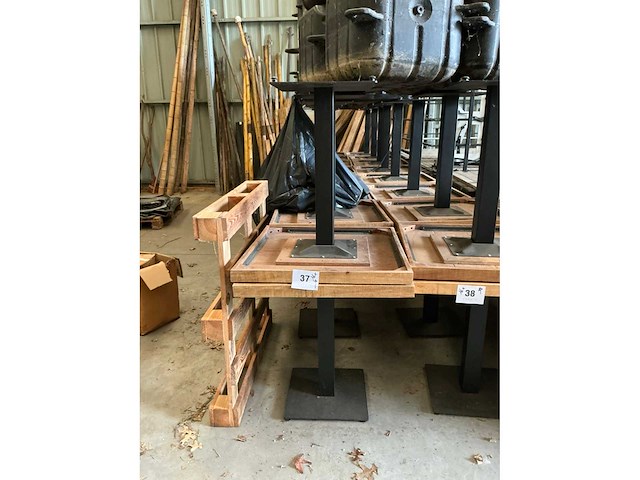 Houten eettafel (16x) - afbeelding 4 van  4