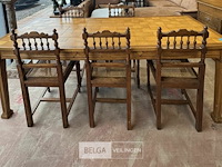 Houten eettafel met 5 rieten stoelen - afbeelding 1 van  6